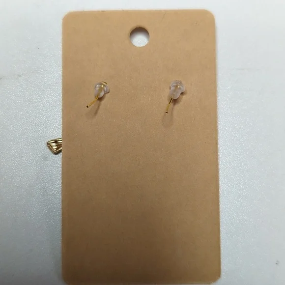 New Irish Shamrocks St. Patrick's Day Earrings Gold Hooks - Picture 2 of 2